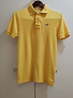 Hollister Yellow Polo Shirt Size Small